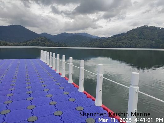 500x500x400mm Modular Floating Dock with 350 kg Load Capacity and Low Maintenance HDPE Construction